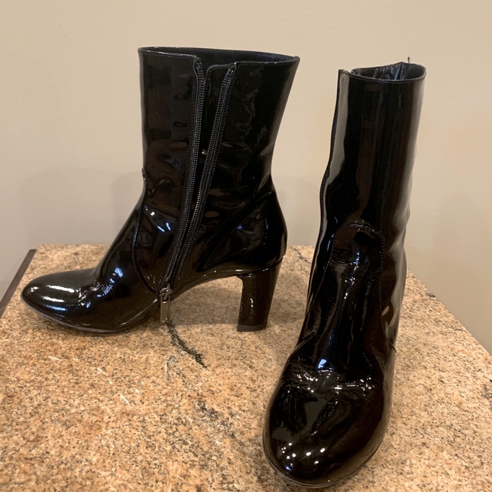 Aquatalia patent leather booties